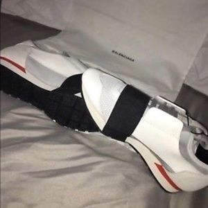 Balenciaga race runners